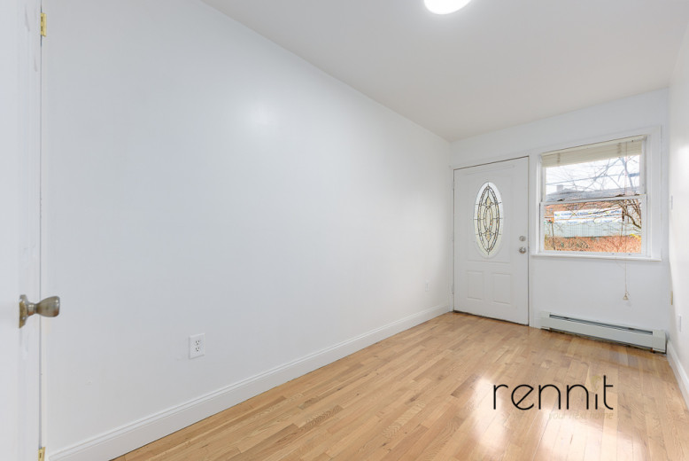 1107 Irving Ave, Apt 1B Image 6