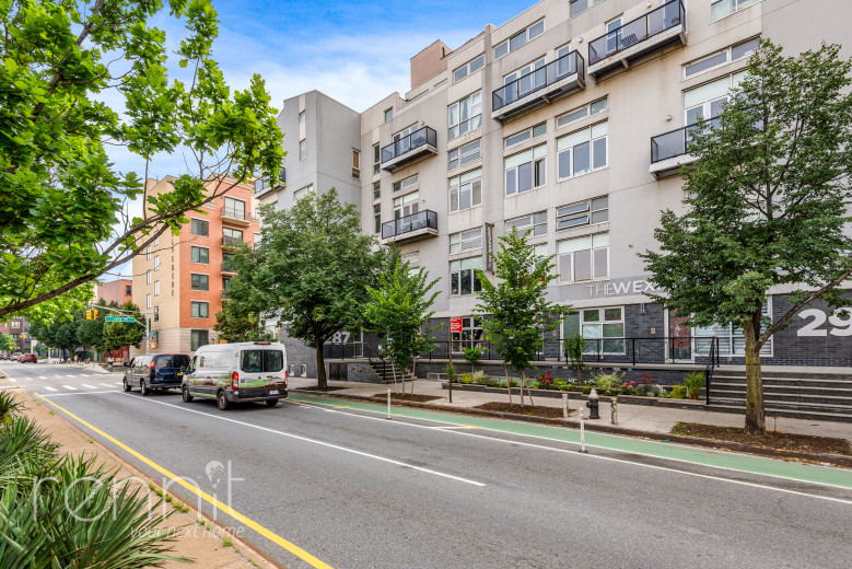 299 McGuinness Blvd, Apt 1A Image 16
