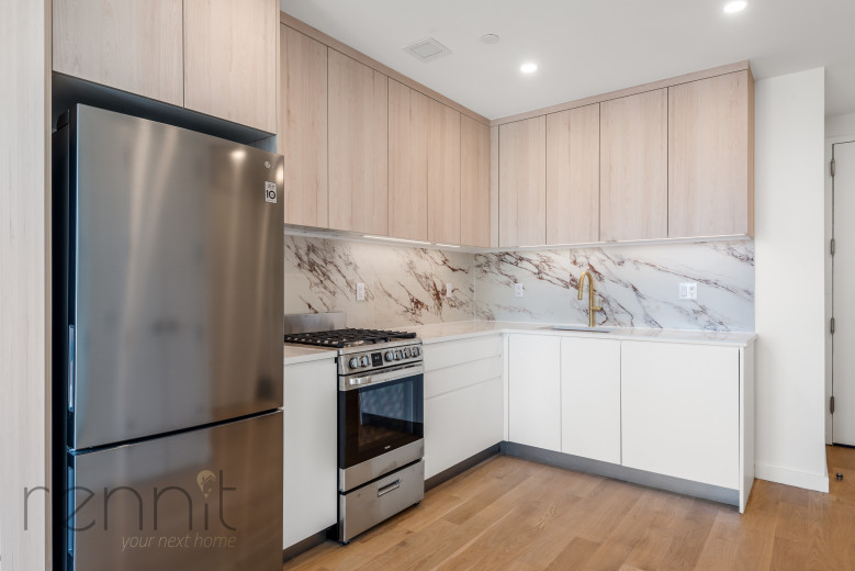 375 Dean St, Apt 807 Image 2