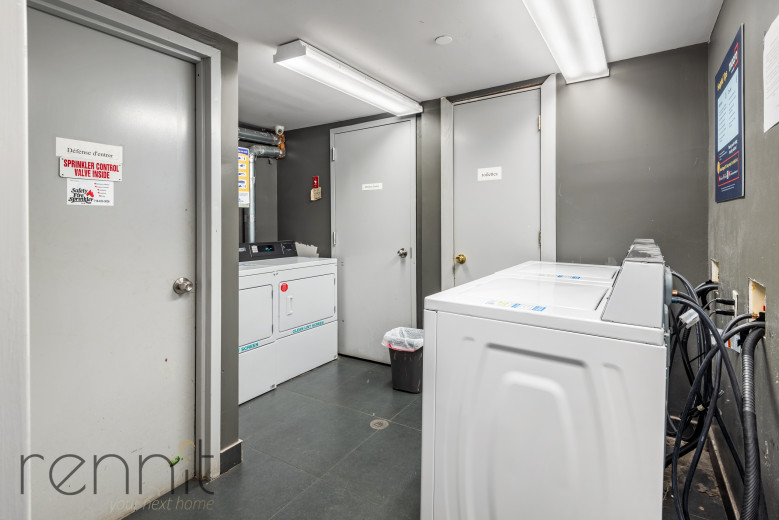 616 Willoughby Ave, Apt 6D Image 11