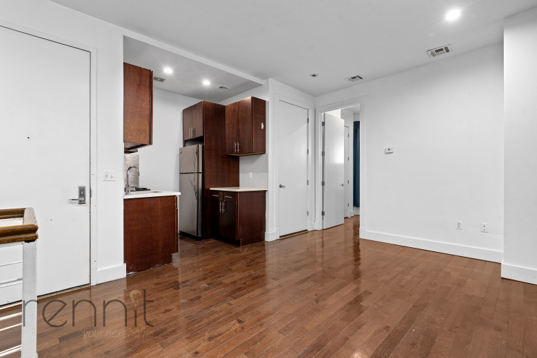 816 Prospect Pl, Apt 1A Image 2