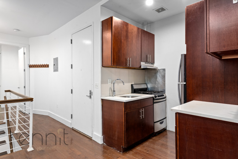 816 Prospect Pl, Apt 1A Image 3