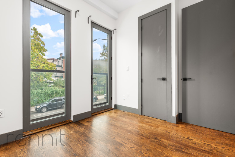 272 Throop Ave, Apt 2R Image 5