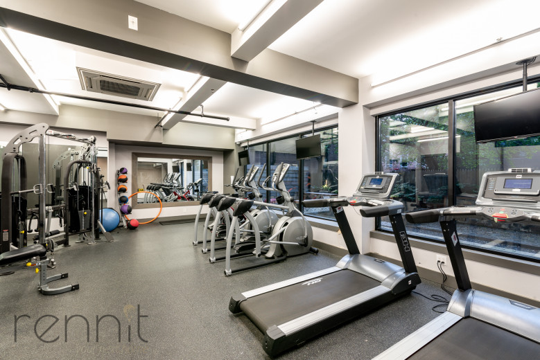 869 Park Ave, Apt 6G Image 15
