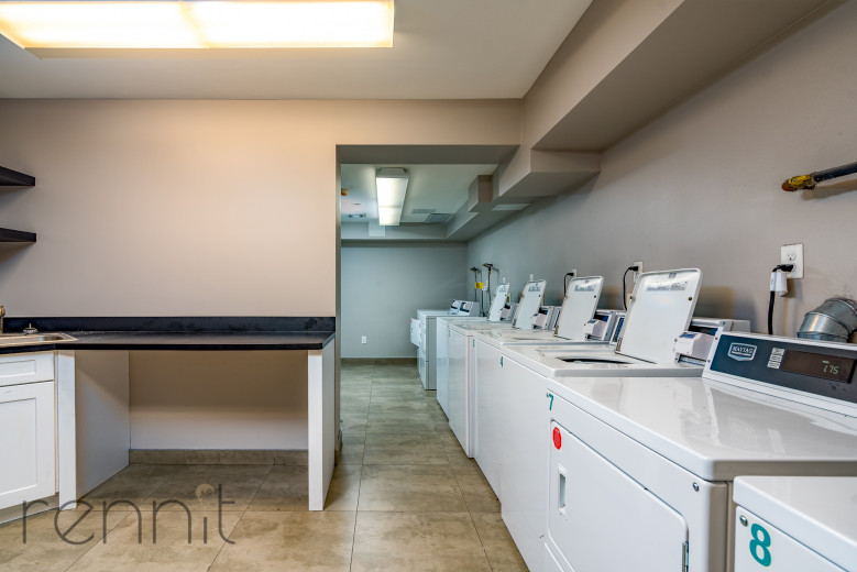 869 Park Ave, Apt 6G Image 17