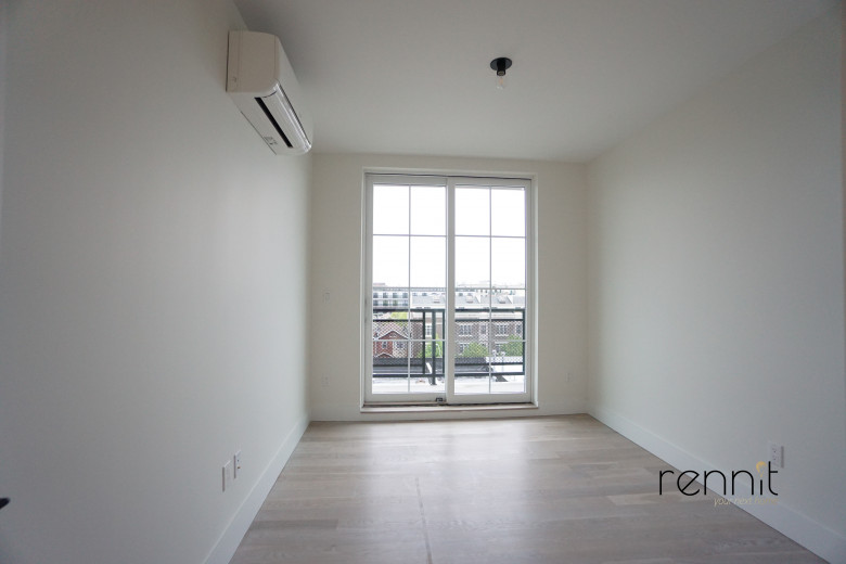933 Rogers Ave, Apt 6D Image 25