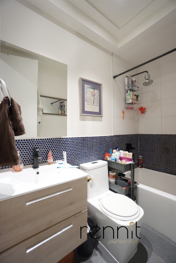 163 Graham Ave, Apt 4B Image 24