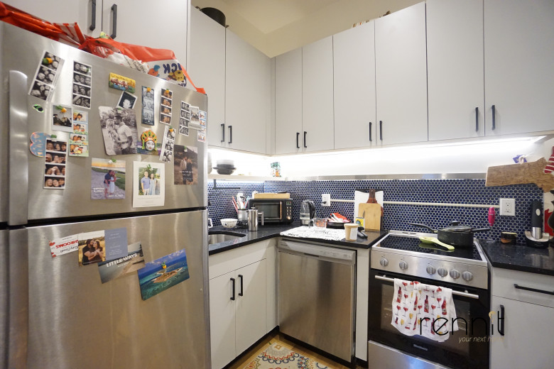 163 Graham Ave, Apt 4B Image 26