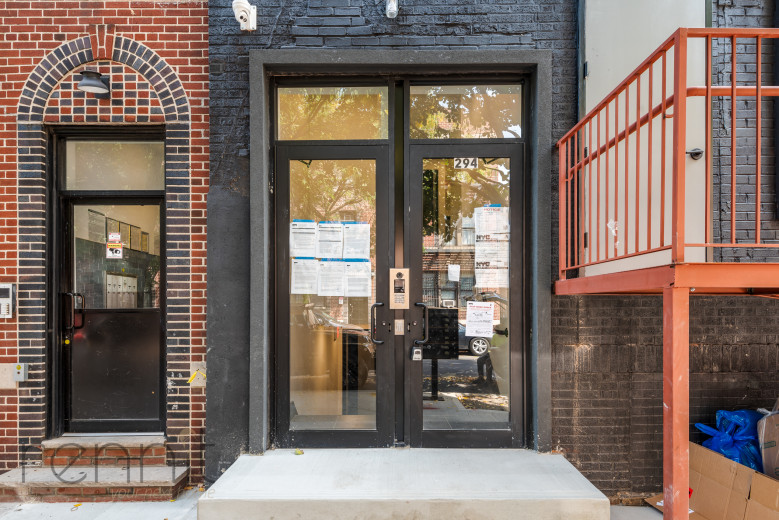294 Schaefer St, Apt 2B Image 11