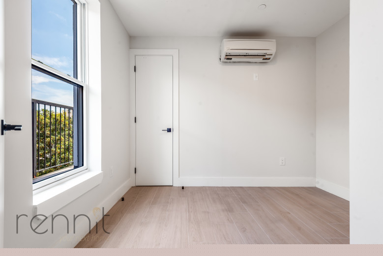 320 Linden Blvd, Apt 4B Image 10