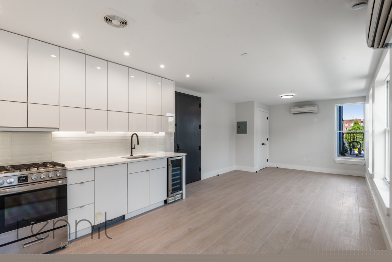 320 Linden Blvd, Apt 4B Image 15