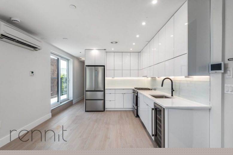 320 Linden Blvd, Apt 4B Image 5