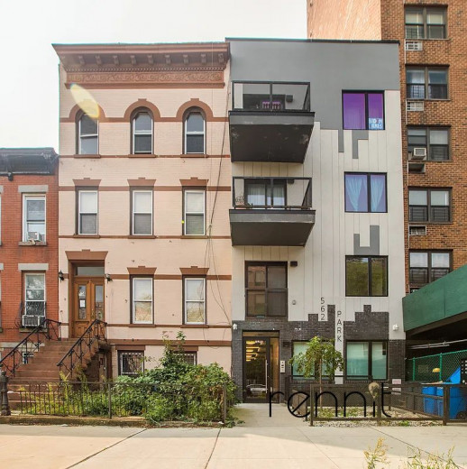 562 Park Pl, Apt 1F Image 13