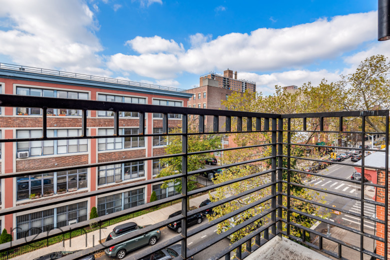 385 Classon Ave, Apt 3A Image 2
