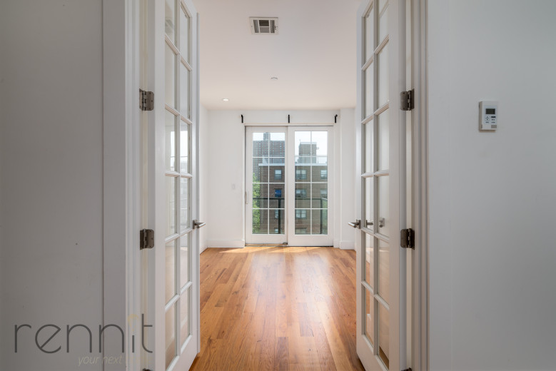 869 Park Ave, Apt 6E Image 4