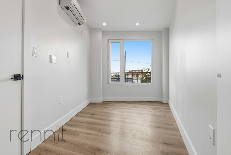 125 Kings Hwy, Apt 2G Image 13