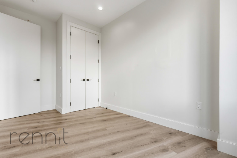 125 Kings Hwy, Apt 2G Image 7