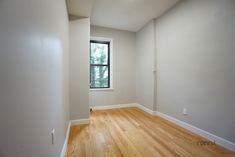 1300 Sterling Pl, Apt 1R Image 8