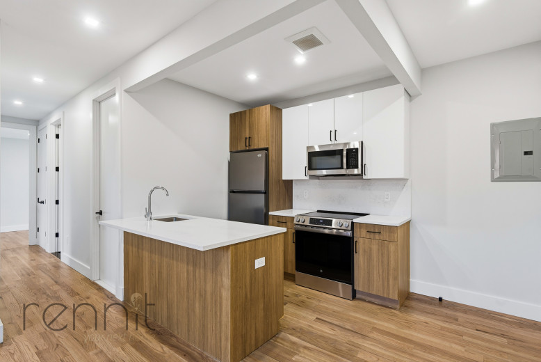 265 Malcolm X Blvd, Apt 2B Image 2