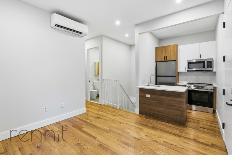265 Malcolm X Blvd, Apt 1A Image 2