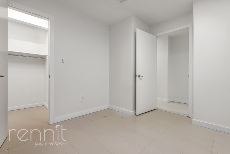 287 McGuinness Blvd, Apt 1A Image 12