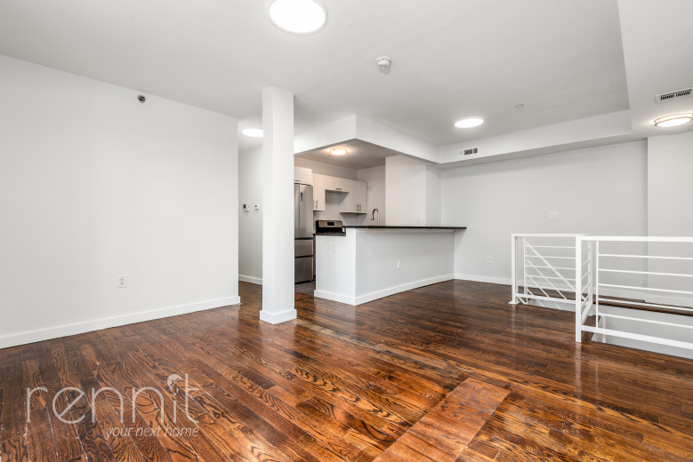 287 McGuinness Blvd, Apt 1A Image 2