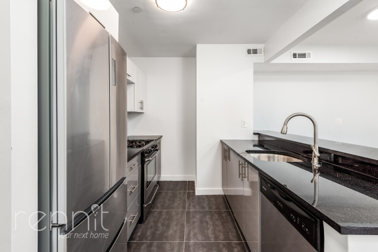 287 McGuinness Blvd, Apt 1A Image 5