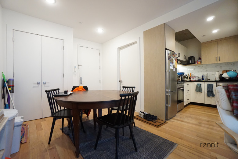 676 New York Ave, Apt 5B Image 23