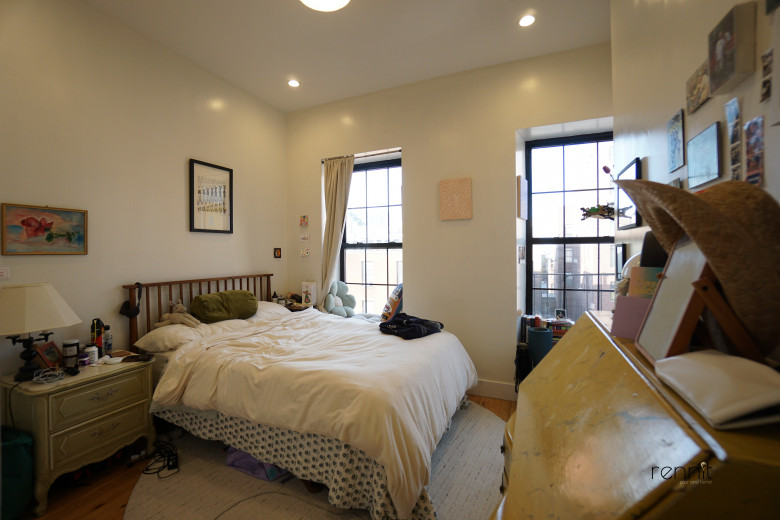 338 Clifton Pl, Apt 4F Image 3