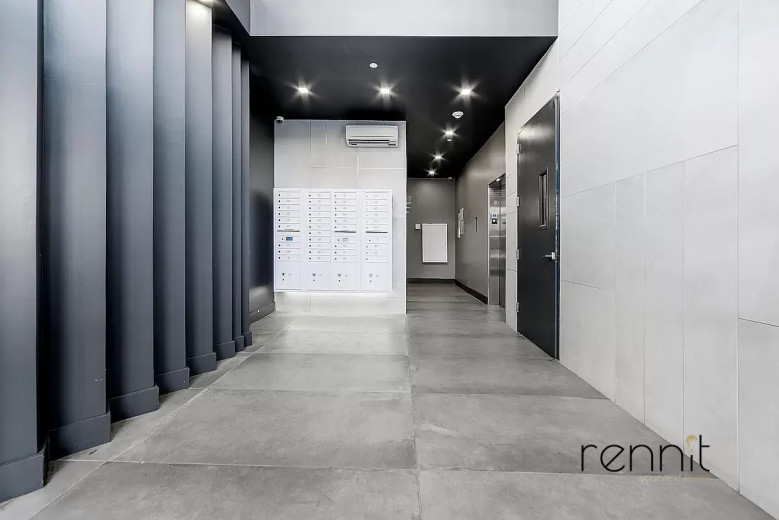 676 New York Ave, Apt 4A Image 19