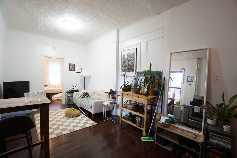 327 43rd St, Apt 11 Image 2