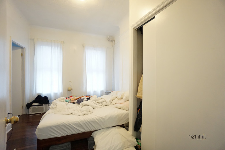 327 43rd St, Apt 11 Image 8
