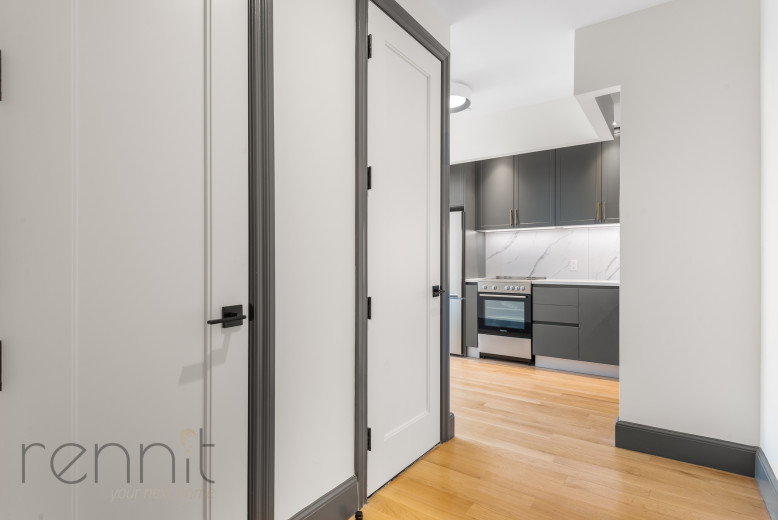 1430 Fulton St, Apt 203 Image 5