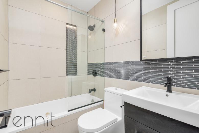 1675 Palmetto St, Apt 2R Image 8