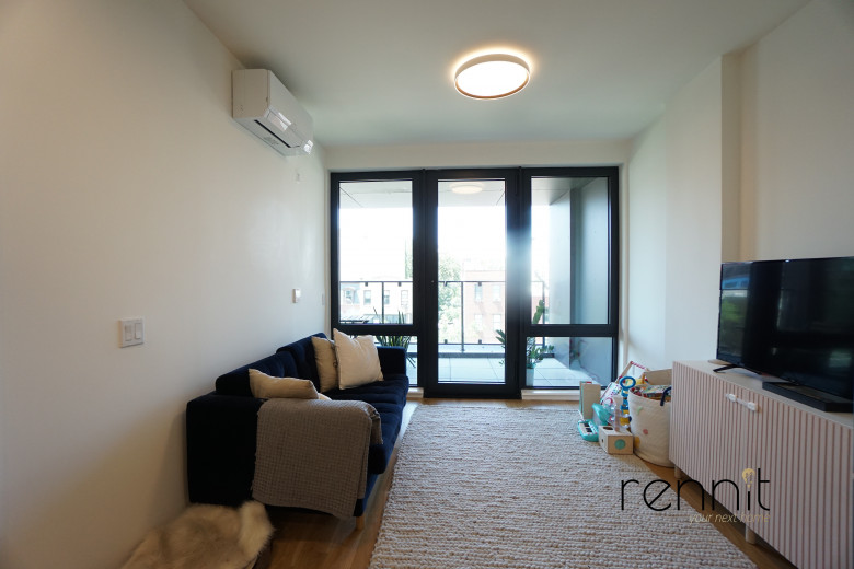 375 Dean St, Apt 601 Image 4