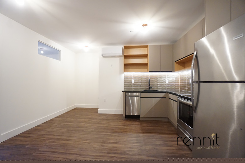 26-24 4th St, Apt 608A Image 3