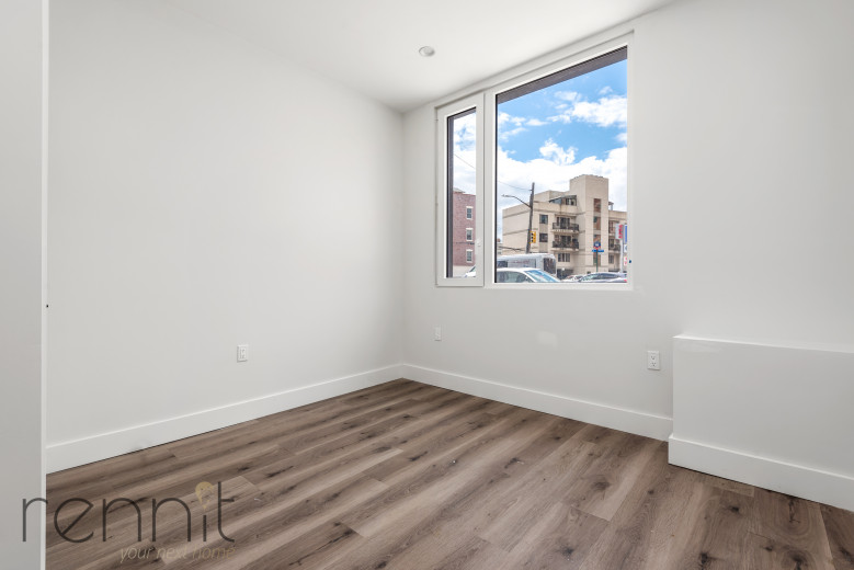 125 Kings Hwy, Apt 1B Image 5