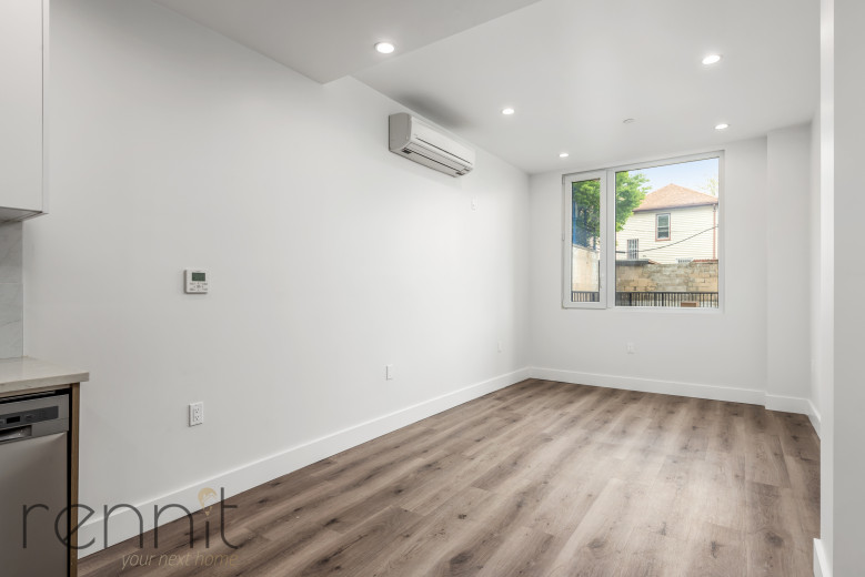 125 Kings Hwy, Apt 1B Image 8