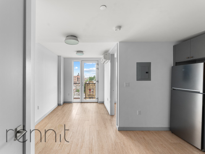 2809 Clarendon Rd, Apt 603 Image 2