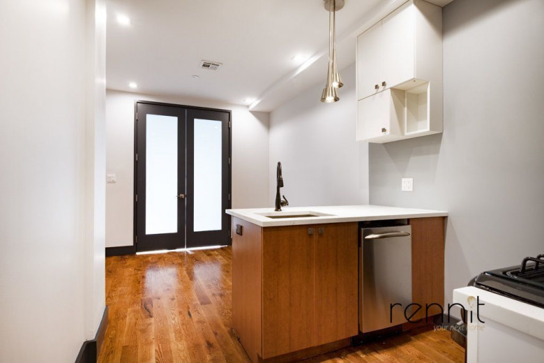 174 Knickerbocker Ave, Apt 2L Image 2