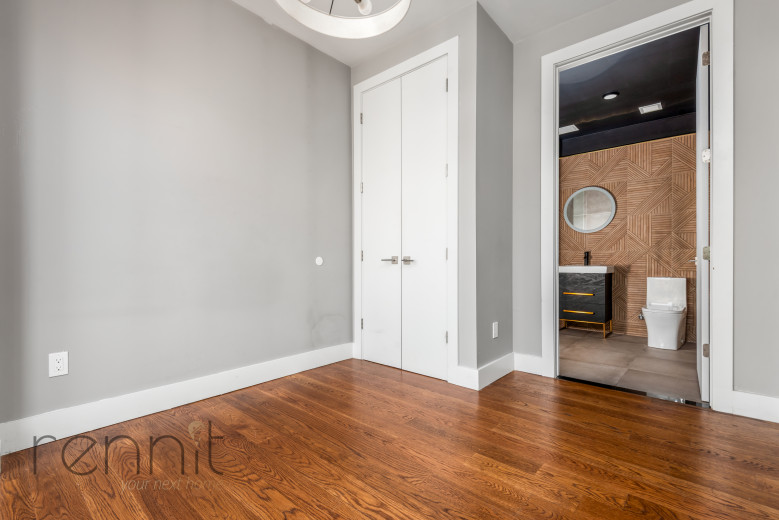 853 Lexington Ave, Apt 6A Image 7