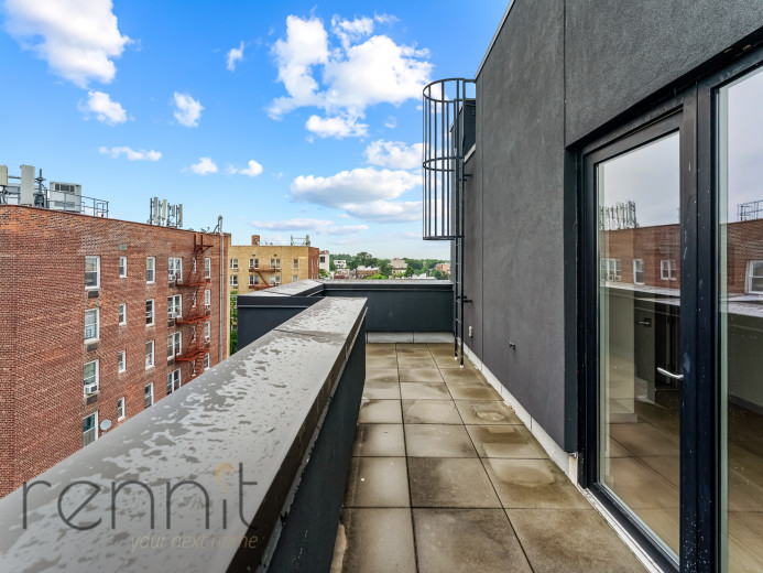 2809 Clarendon Rd, Apt 701 Image 9