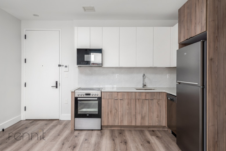 125 Kings Hwy, Apt 4A Image 2