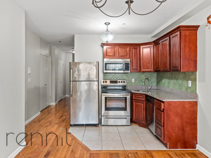 728A Rogers Ave, Apt 1A Image 3