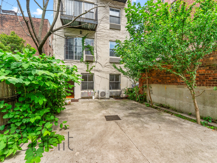 728A Rogers Ave, Apt 1A Image 6