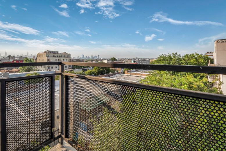 37 Wilson Ave, Apt 3B Image 2