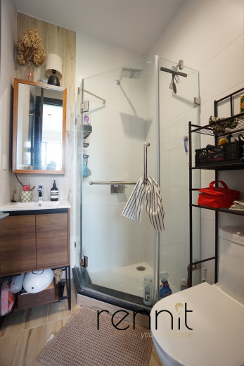 37 Wilson Ave, Apt 3B Image 9