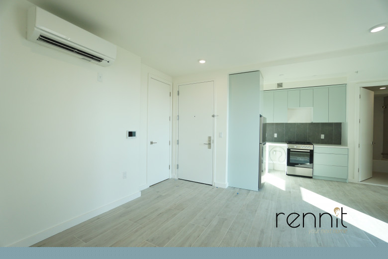 33 Little Nassau St, Apt 908 Image 2