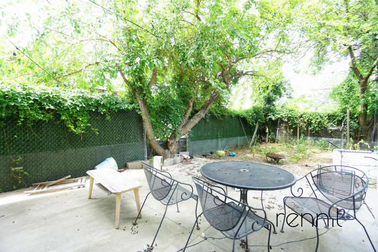 37 Wilson Ave, Apt 1B Image 1