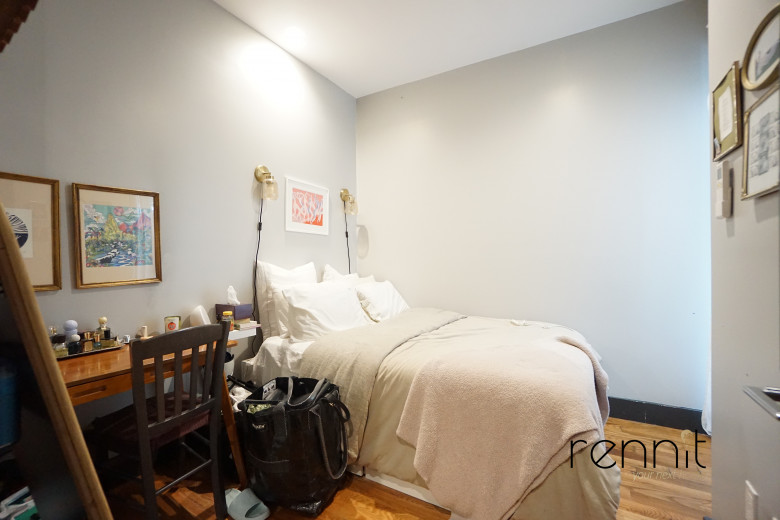 37 Wilson Ave, Apt 1B Image 8